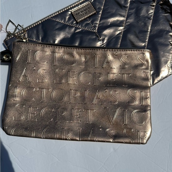 Victoria Secret Rose Gold Clutch/Tote/Cosmetic Bag Two Piece NWT Zipper Closure - Picture 3 of 12